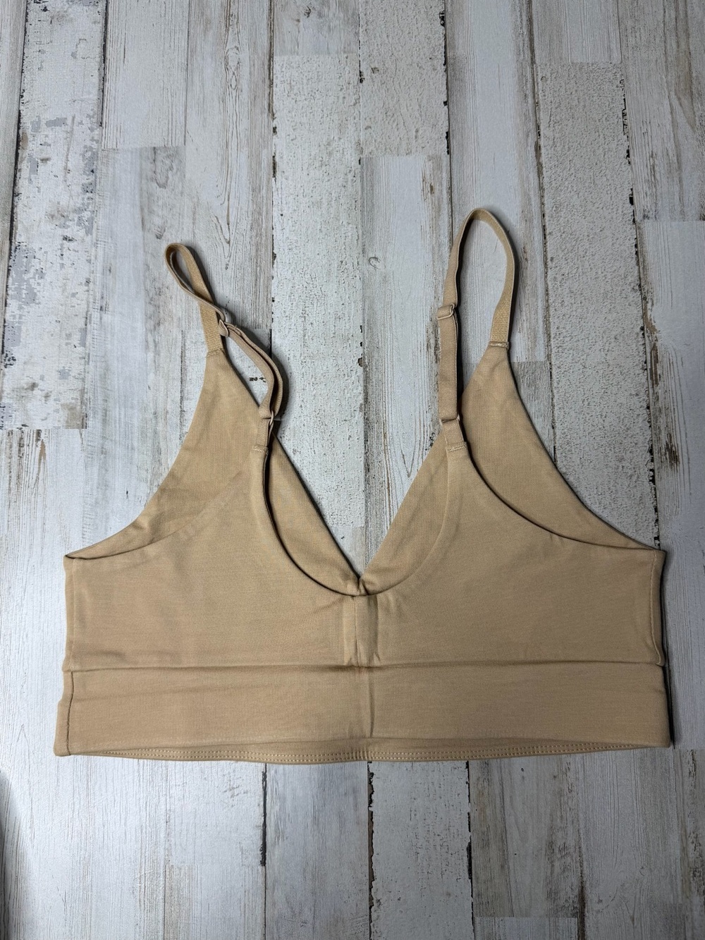 Everyday V-Neck Wireless Bralette in Nude - Picture 2 of 4